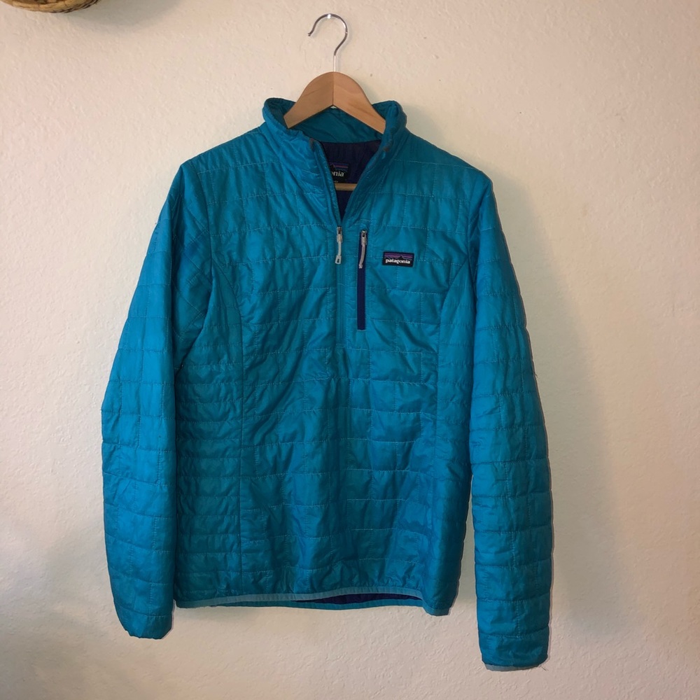 Lightweight Patagonia Nano Puff quarter zip